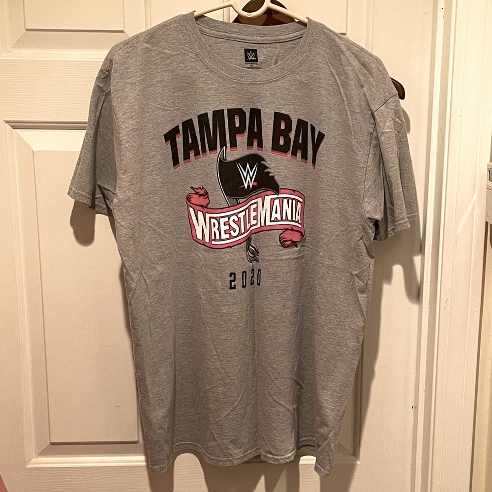 Men’s WWE Grey T-Shirt Wrestlemania 36 Tampa Size XL